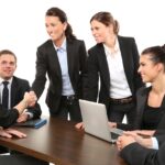 Quelles sont les étapes clés d'une restructuration d'entreprise réussie ?